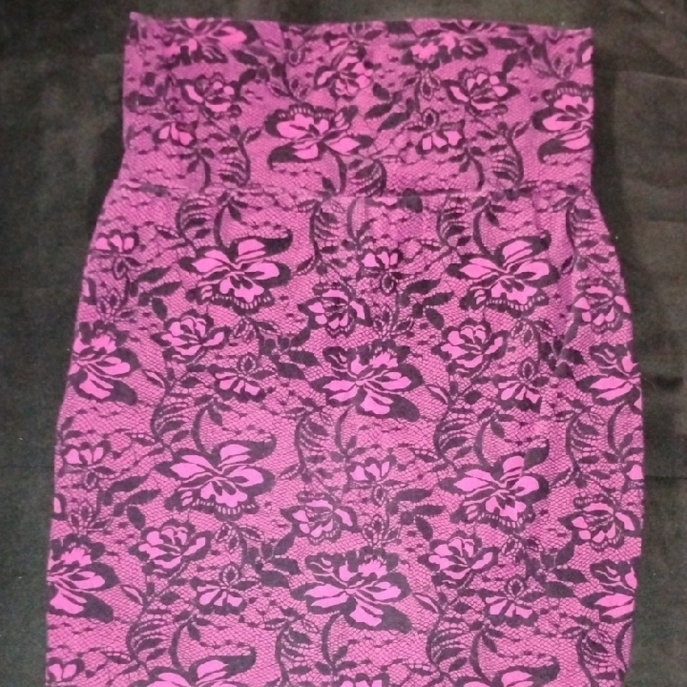 Purple Floral Lace Pencil Skirt
